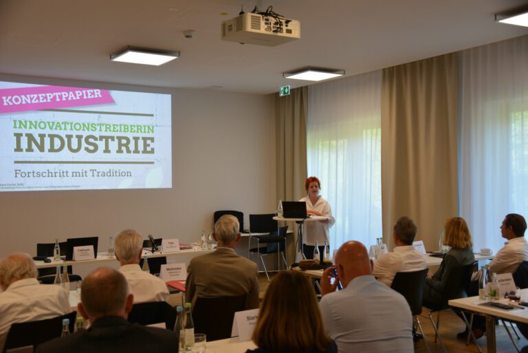 Vortrag beim Verband der Kunststoff verarbeitenden Industrie in Bayern