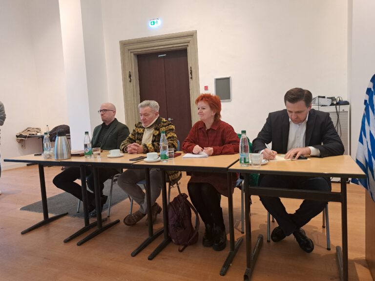 Diskussionsrunde im Rahmen des Planspiel Landtag an der FOS Scheinfeld