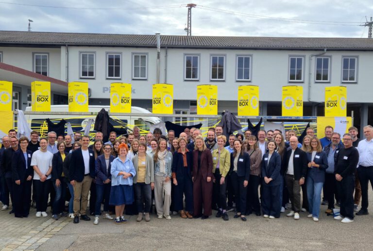 Fachkongress  für zirkuläre Arbeitskleidung: unterschiedliche Akteure, ein gemeinsames Ziel